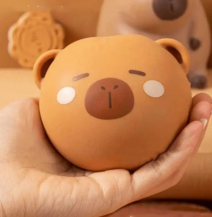 Squishy capibara grande
