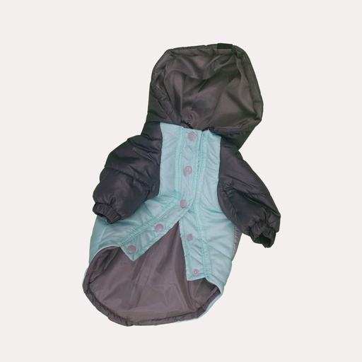 [240XS] Campera impermeable con capucha XS